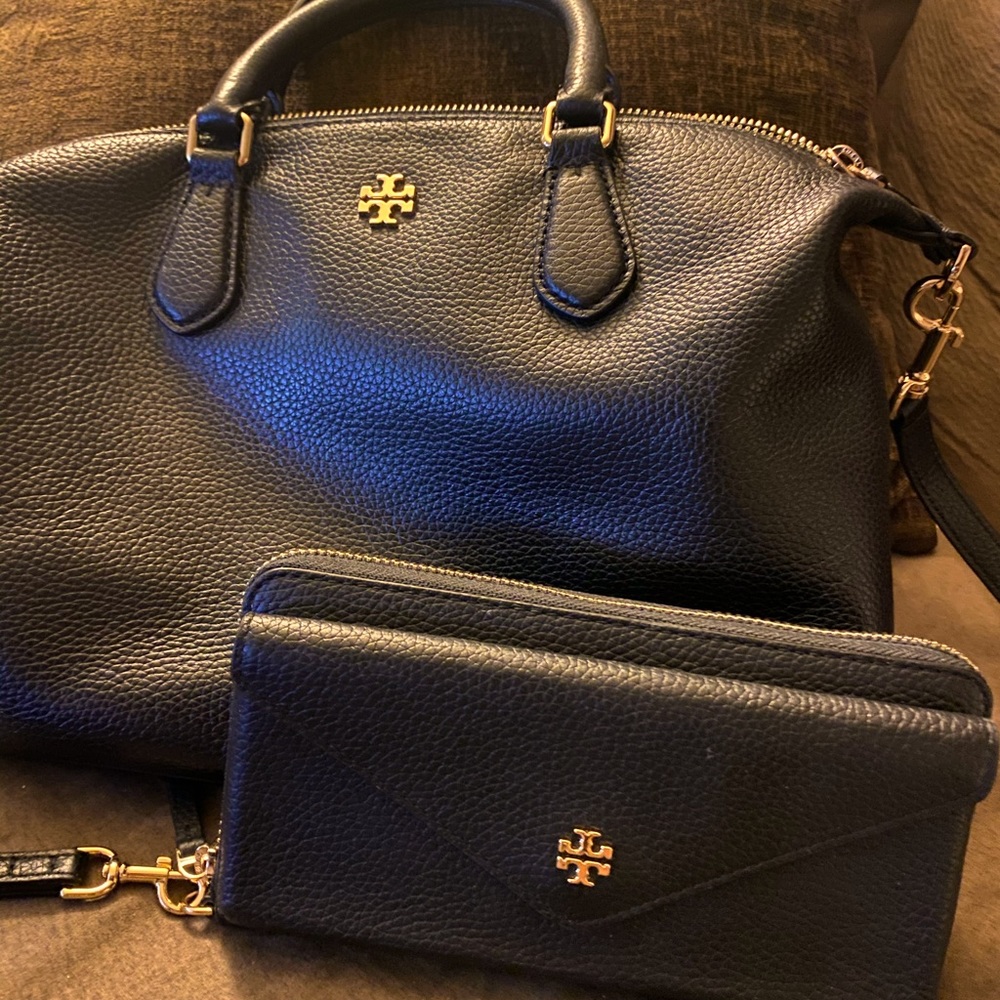 Tory Burch handbag/crossbody and matching wallet.